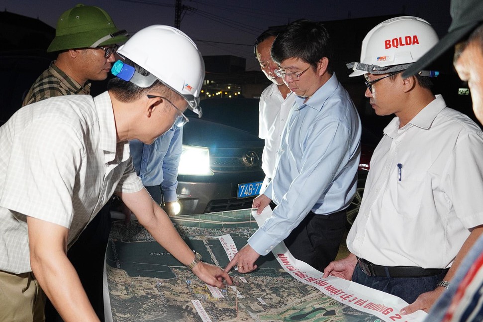 Quảng Trị: Đẩy nhanh tiến độ, phấn đấu thông xe kỹ thuật cầu Nhật Lệ 3 vào ngày 24/11