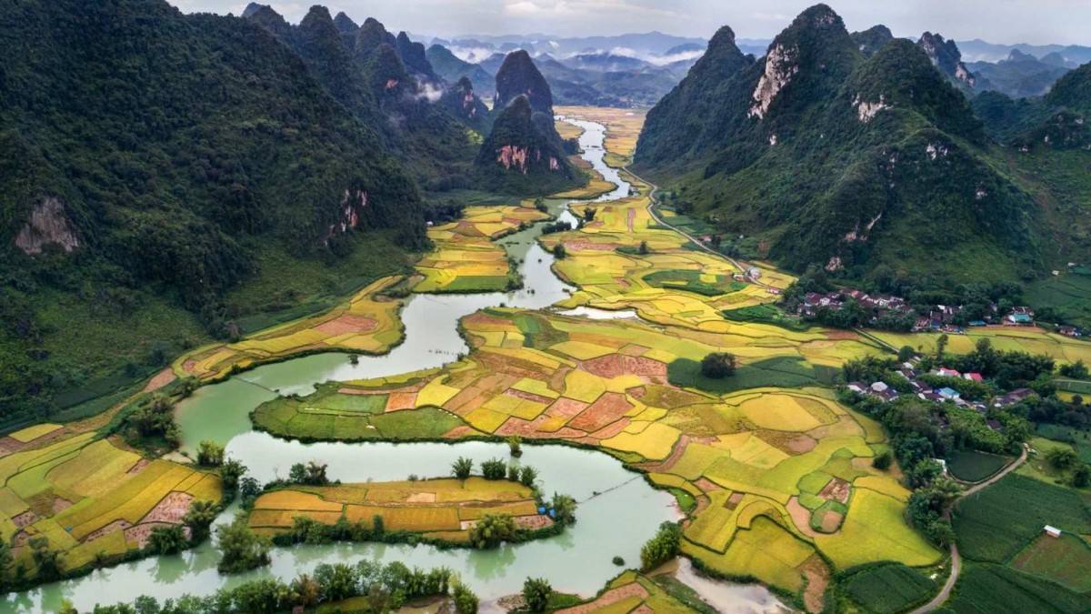Việt Nam vào top 4 điểm đến du lịch mùa thu năm 2026