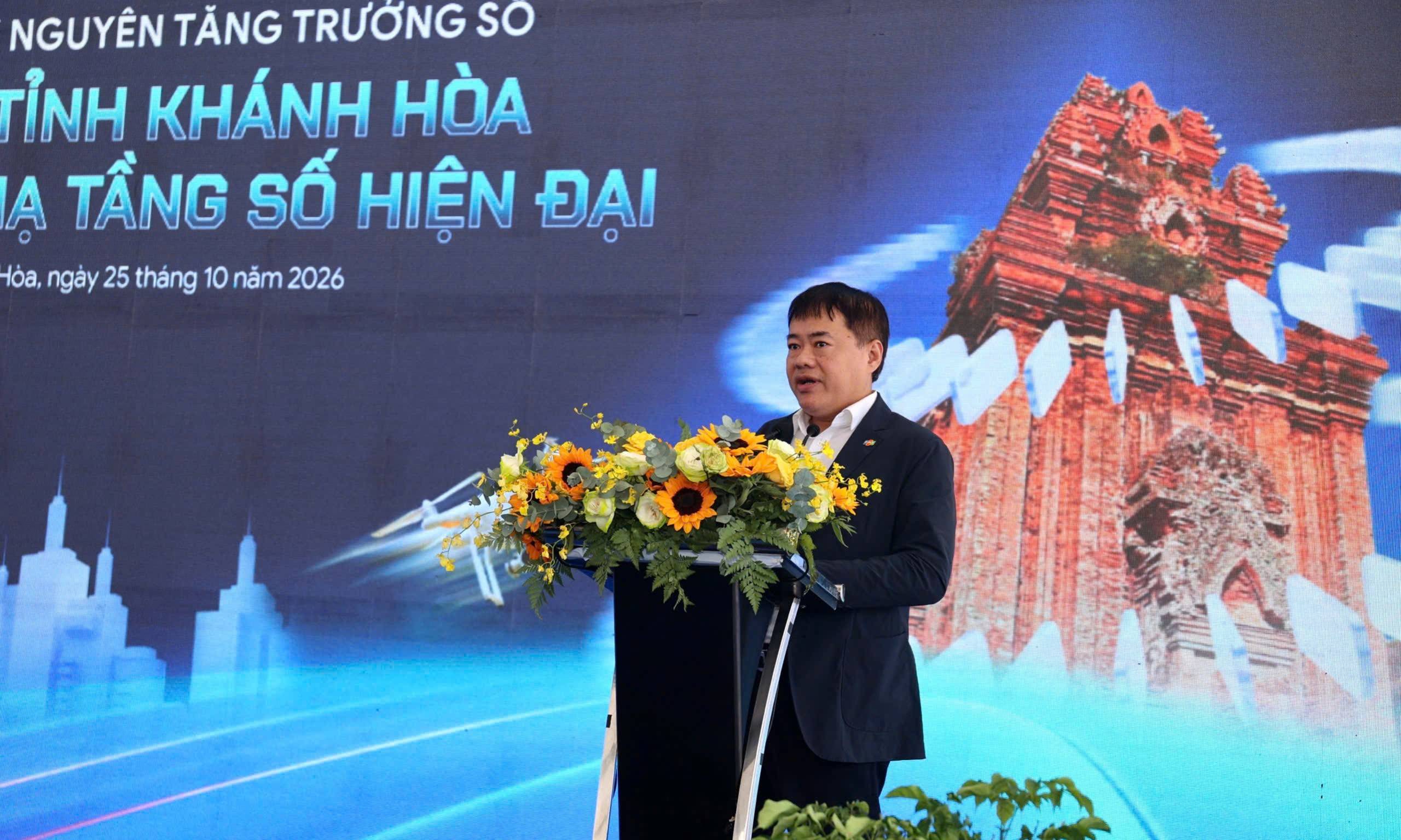 Ông Trần Trung Thành phát biểu khai mạc hội thảo chuyển đổi số Khánh Hòa
