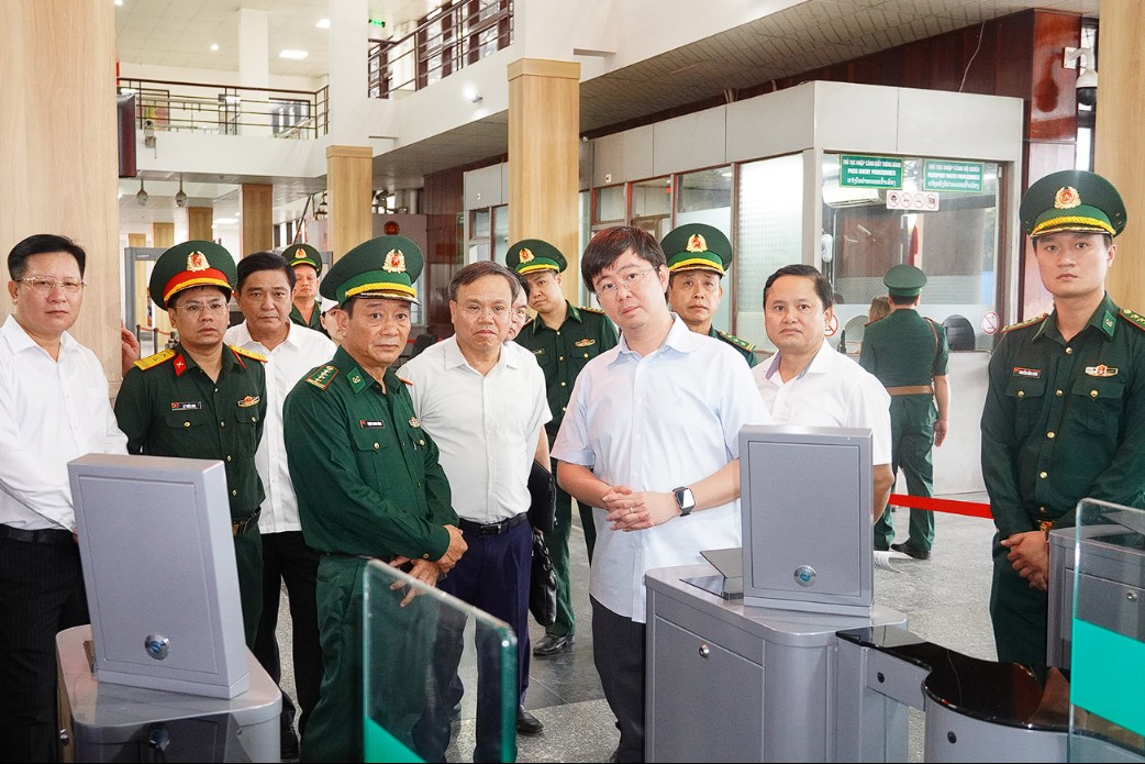 Quảng Trị định hướng phát triển không gian kinh tế phía Tây gắn với cửa khẩu Lao Bảo