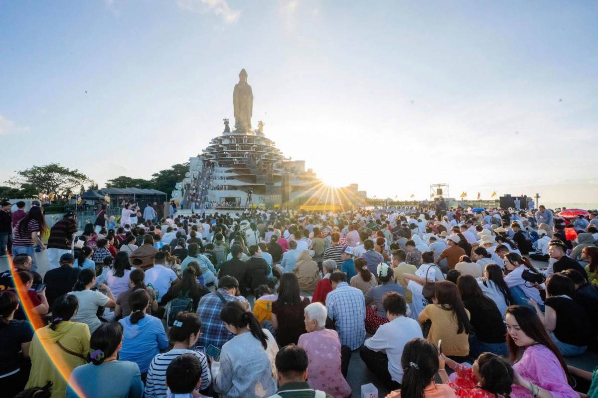 Núi Bà Đen đón hơn 3,7 triệu lượt khách trong 10 tháng