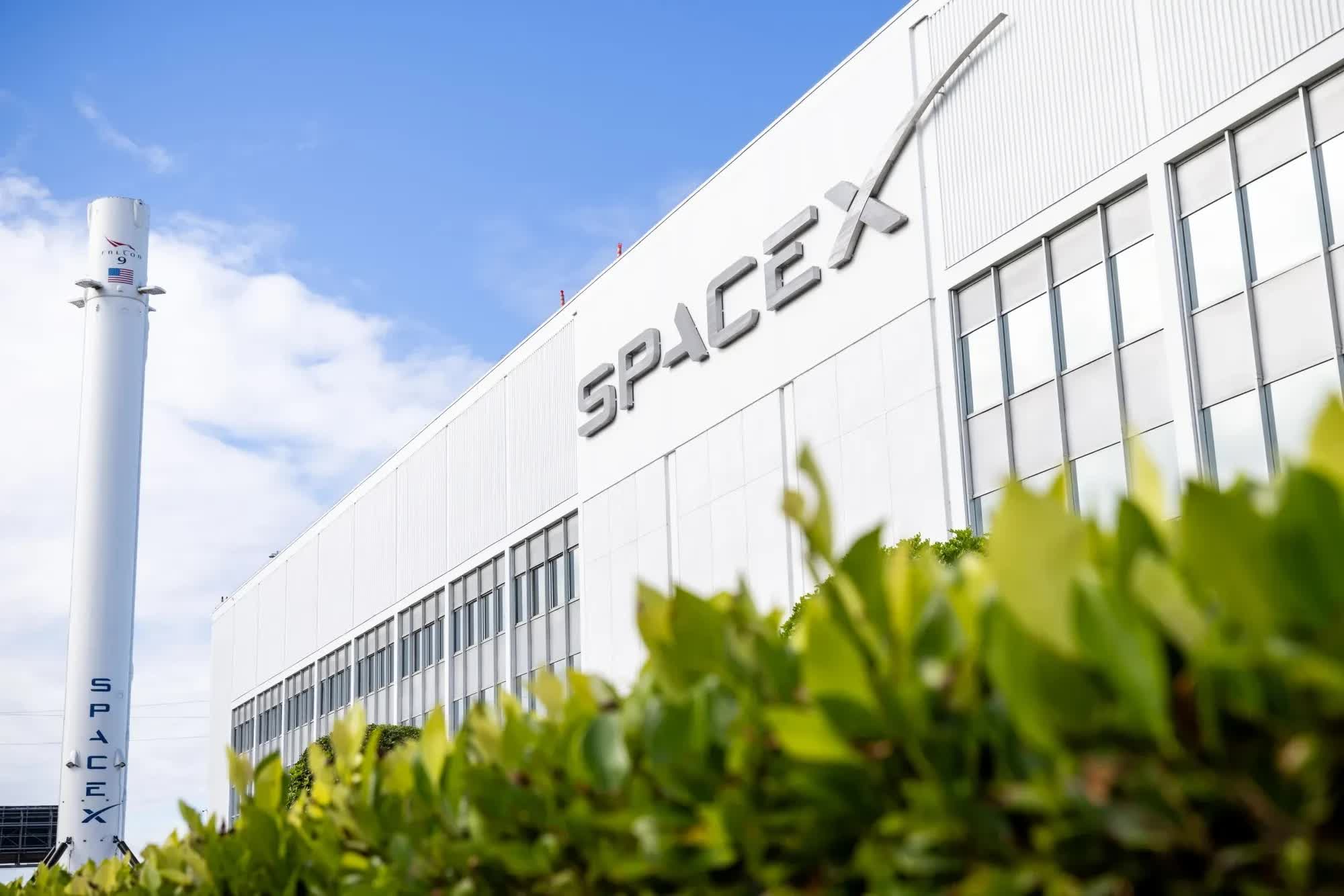 SpaceX đề xuất tăng 20% lương, huy động nhân viên mở rộng trung tâm dữ liệu AI