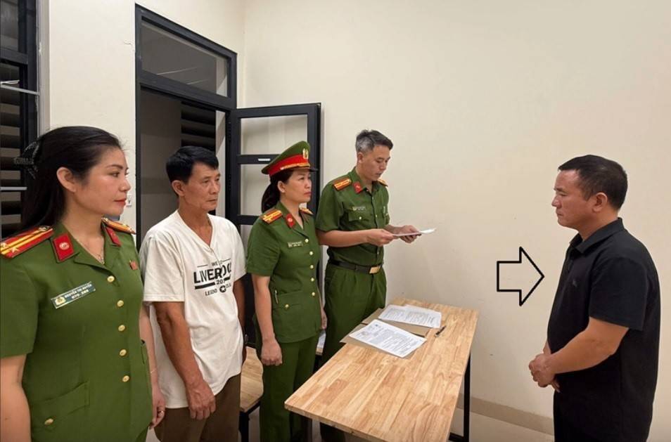 Hơn 984 tấn “cát cháy” bị chôn lấp trái quy định, truy tố 5 bị can