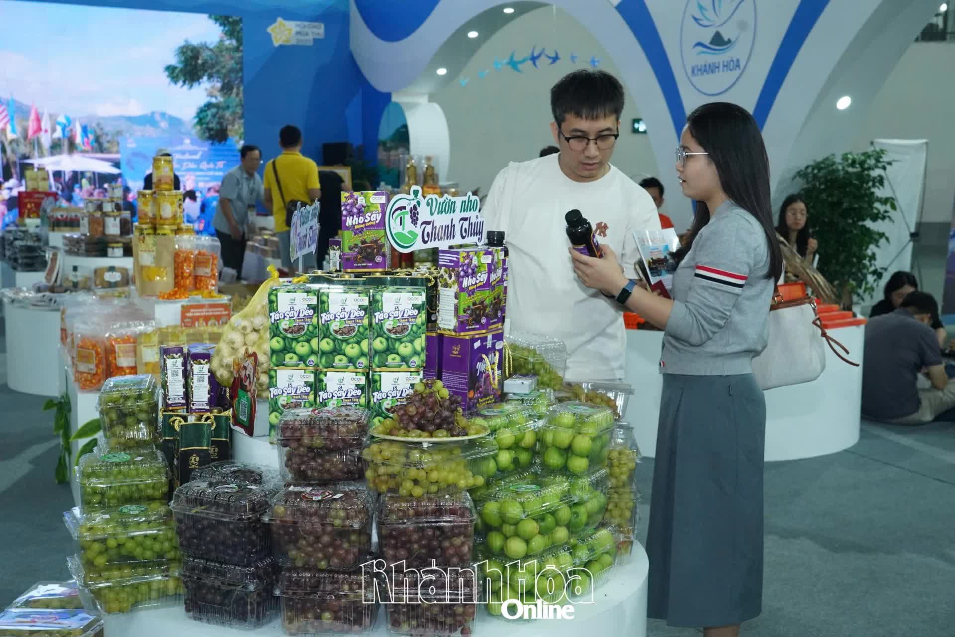 Mỗi xã một sản phẩm, giải pháp nâng cao năng lực cạnh tranh, phát triển thị trường cho sản phẩm OCOP thanh niên