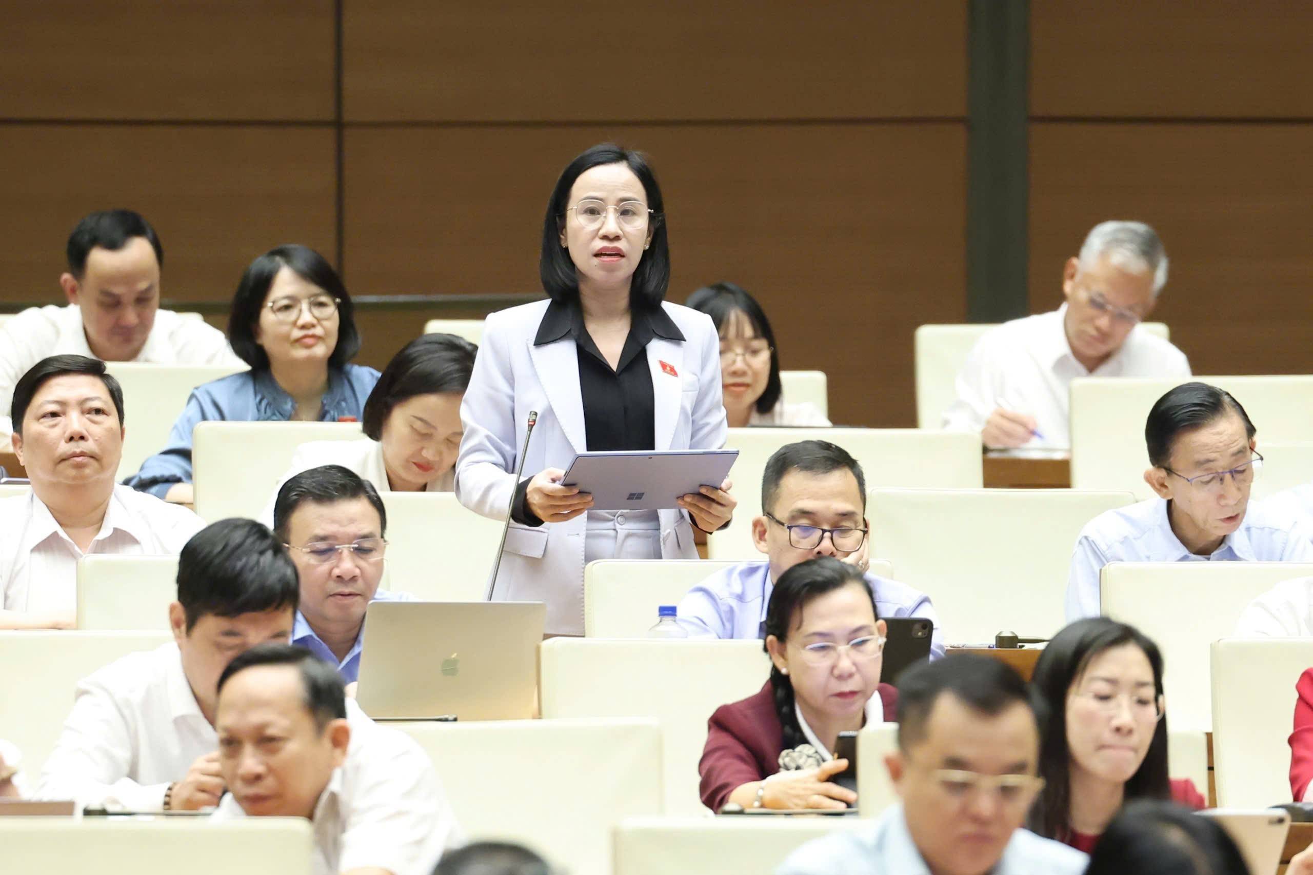 Đại biểu Quốc hội đề xuất siết quỹ đất nhà ở xã hội, kiểm soát giá chuyển nhượng