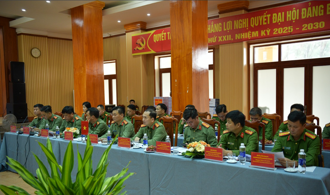 Công an Quảng Trị và Khăm Muồn (Lào) ký kết hợp tác phòng, chống tội phạm giai đoạn 2026–2027