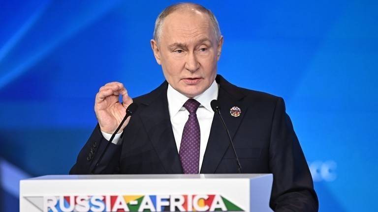 Tổng thống Putin bất ngờ ca ngợi Elon Musk là thiên tài, Nga hé lộ tham vọng xây dựng đối thủ của Starlink