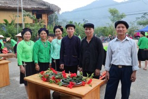 Lào Cai: Người có uy tín cùng bà con Lâm Thượng làm du lịch, giữ gìn bản sắc