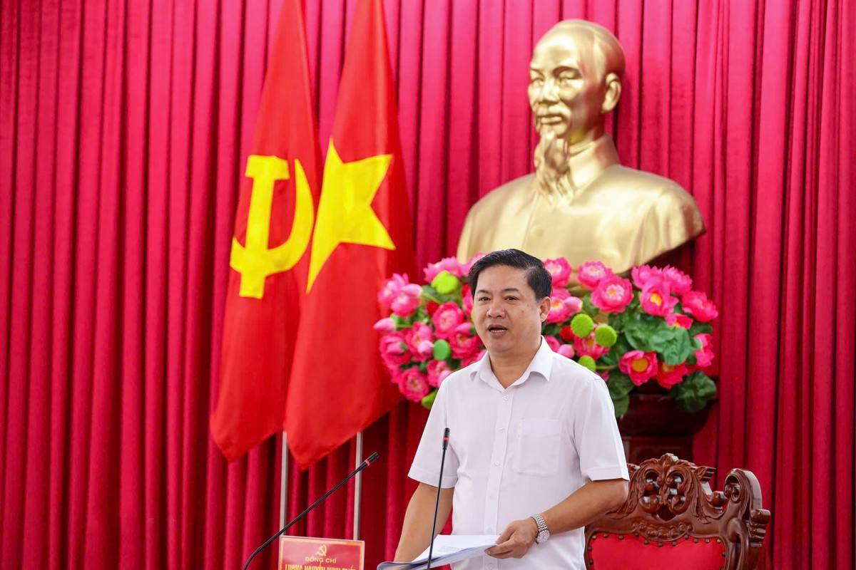 Bí thư Tỉnh ủy Đắk Lắk Lương Nguyễn Minh Triết yêu cầu rà soát, xử lý dứt điểm 1.156 hồ sơ đất đai tồn đọng tại khu vực Đông Hòa trước ngày 15/12/2026. 