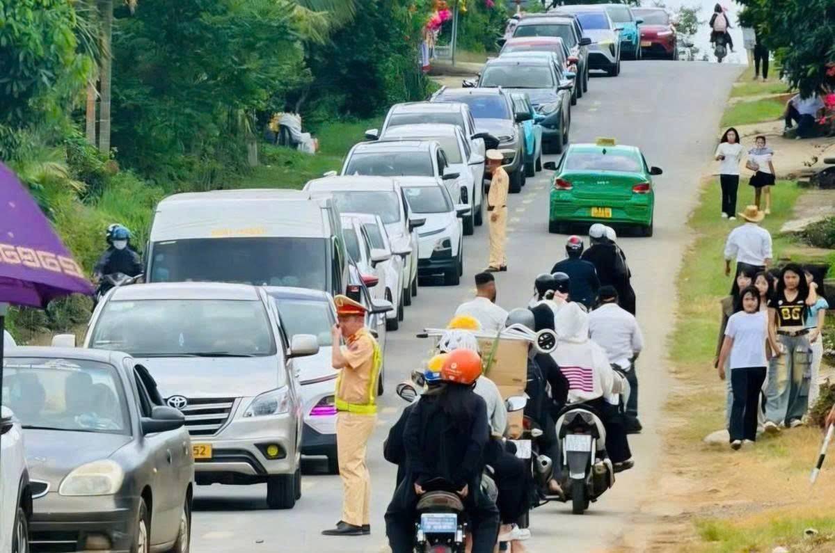 Đắk Lắk lọt Top 10 địa phương nổi bật toàn quốc về kéo giảm tai nạn giao thông