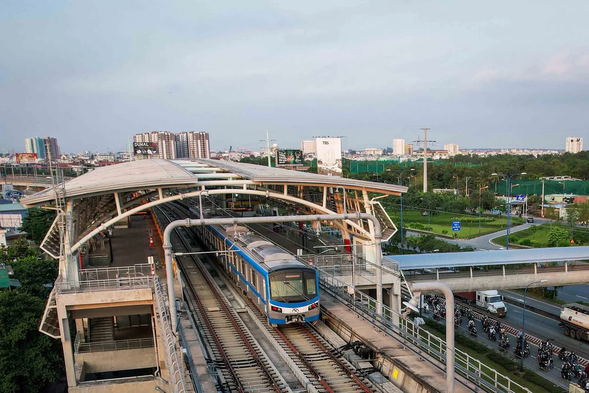 HoREA đề xuất mở tuyến đường sắt nhẹ trên quỹ đất bãi bồi ven sông tại TP. Hồ Chí Minh