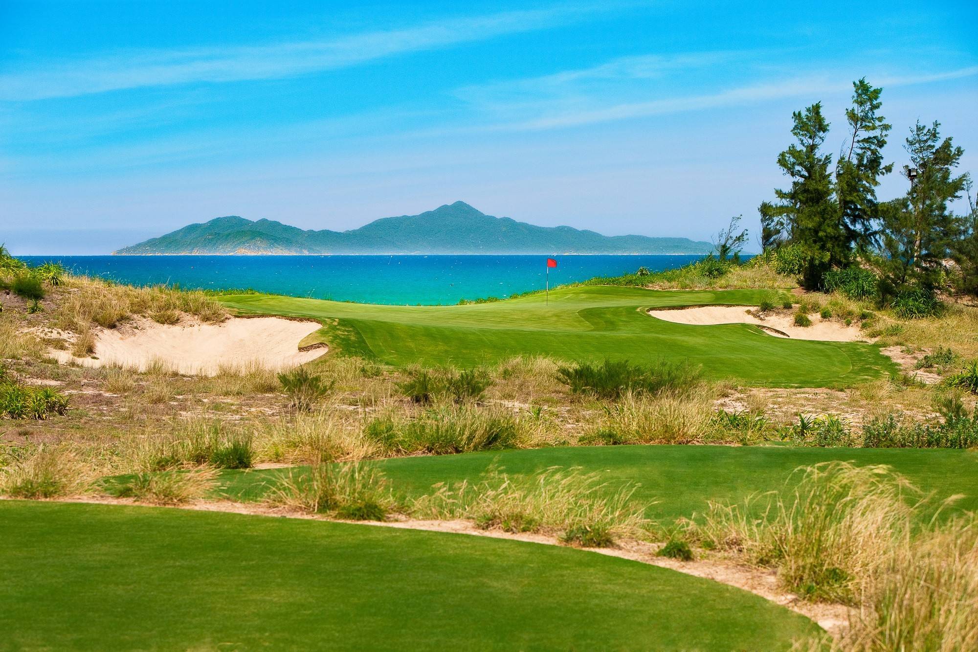Legend Danang Golf Resort – một trong 10 sân gôn của BRG Golf được vinh Top 100 sân gôn tốt nhất thế giới