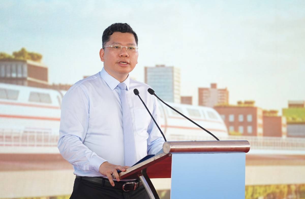 Ông Hoàng Nguyên Dinh - Phó Chủ tịch UBND TPHCM phát biểu tại sự kiện.