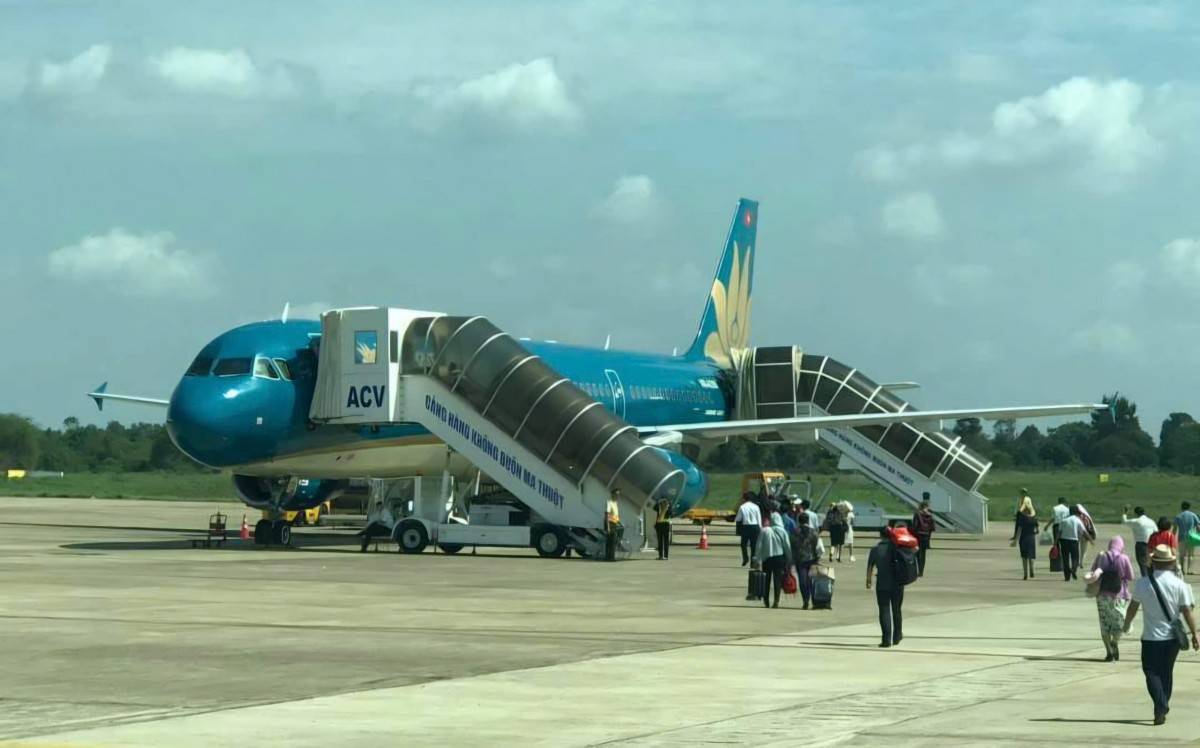 Cảng hàng không Buôn Ma Thuột đến năm 2050 được quy hoạch duy trì cấp 4C đón 7 triệu hành khách và 15.000 tấn hàng hóa mỗi năm.