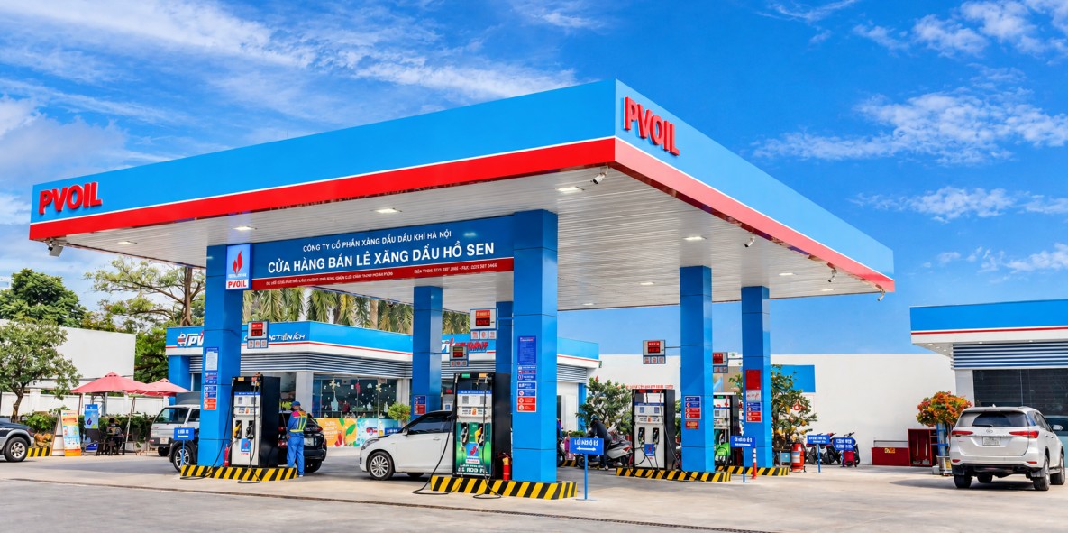 Giá bán lẻ xăng dầu tăng hơn 40%, PV OIL báo lãi kỷ lục