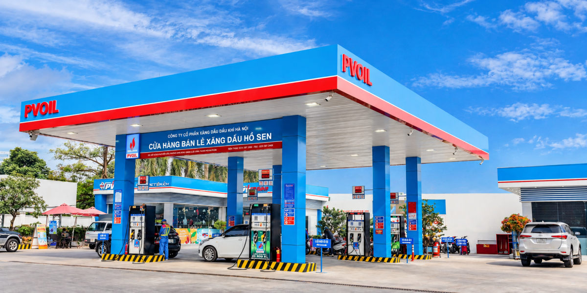 Giá bán lẻ xăng dầu tăng hơn 40%, PV OIL báo lãi kỷ lục