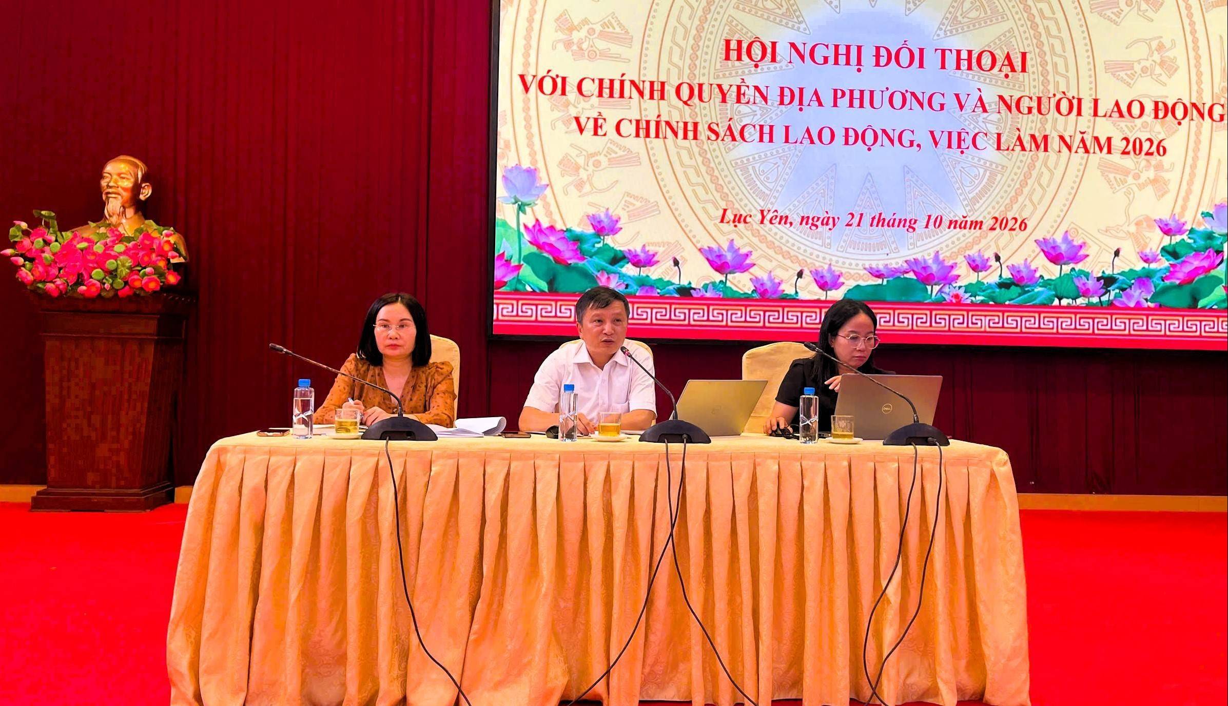 Lào Cai: Mở thêm cơ hội việc làm từ đối thoại với người lao động