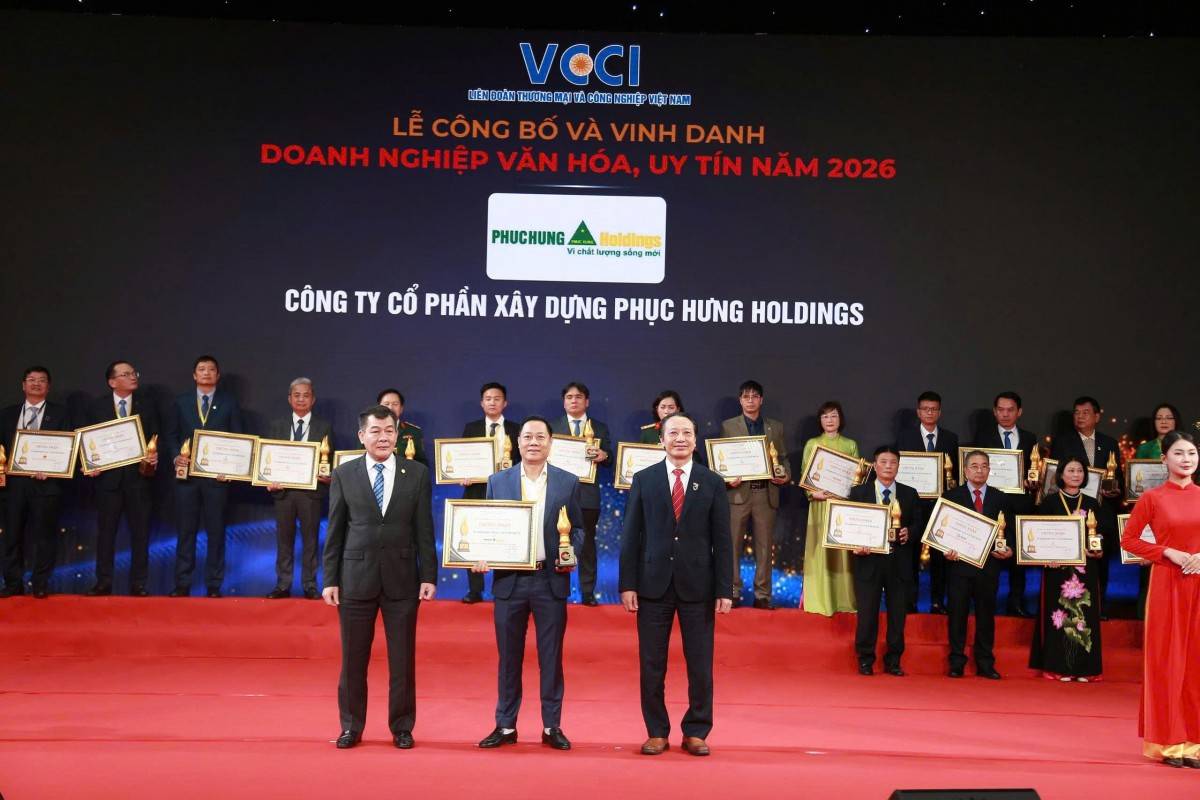 Phục Hưng Holdings lần thứ năm vào Top 10 nơi làm việc tốt nhất ngành Xây dựng
