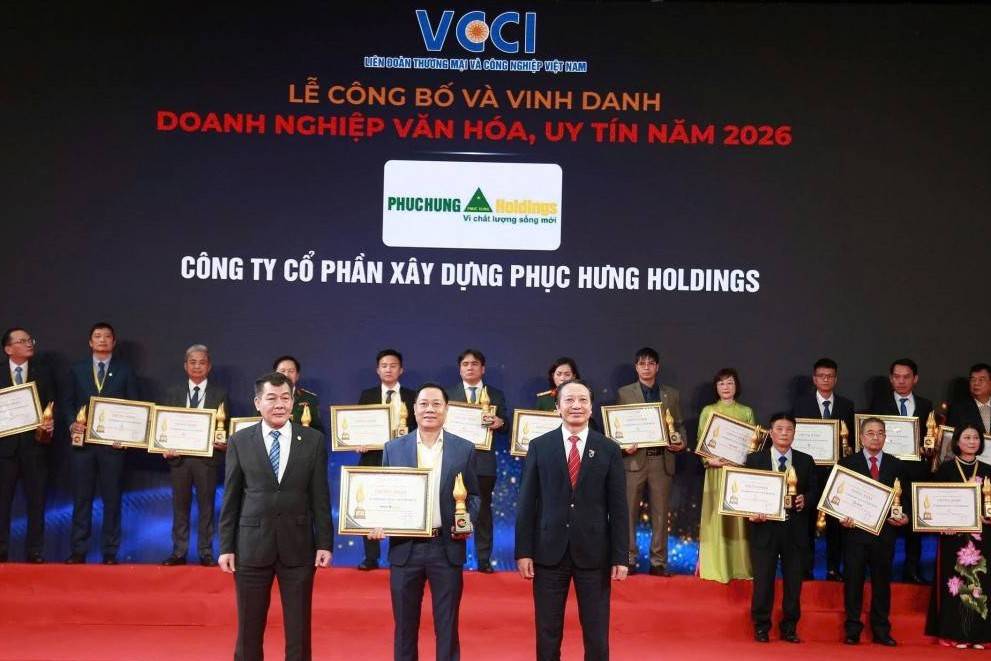 Phục Hưng Holdings lần thứ năm vào Top 10 nơi làm việc tốt nhất ngành Xây dựng