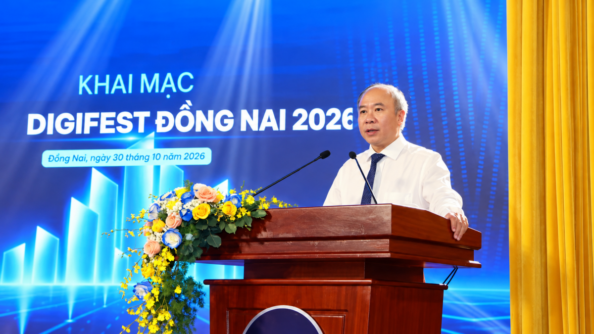 Phó Giám đốc phụ trách Sở Khoa học và Công nghệ Nguyễn Minh Quang phát biểu khai mạc triển lãm DIGIFEST Đồng Nai 2026.