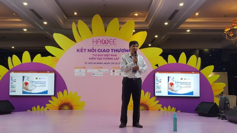 &amp;Ocirc;ng Phạm Thanh B&amp;igrave;nh &amp;ndash; PGĐ Bệnh viện Th&amp;aacute;nh Mẫu đang chia sẻ giới thiệu c&amp;aacute;c hoạt động của đơn vị m&amp;igrave;nh để kết nối giao thương
