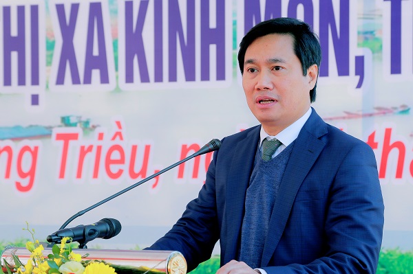 Đồng ch&amp;iacute; Nguyễn  Tường Văn Ph&amp;oacute; B&amp;iacute; thư Tỉnh ủy, Chủ tịch UBND tỉnh Quảng Ninh ph&amp;aacute;t biểu tại buổi lễ.