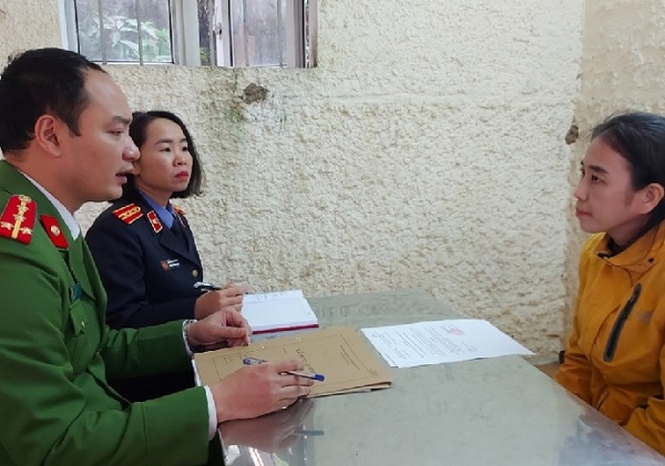 Mai Thị Hoa - Gi&amp;aacute;m đốc C&amp;ocirc;ng ty Cổ phần đầu tư trang thiết bị y tế H&amp;agrave; Tĩnh tại Cơ quan điều tra