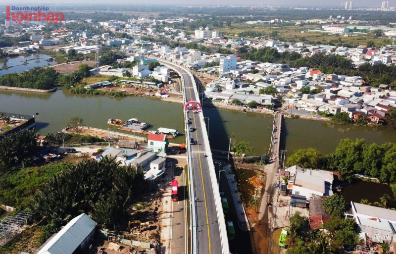 Cầu Phước Lộc được đưa v&amp;agrave;o sử dụng sẽ th&amp;uacute;c đẩy ph&amp;aacute;t triển kinh tế x&amp;atilde; hội tại khu vực