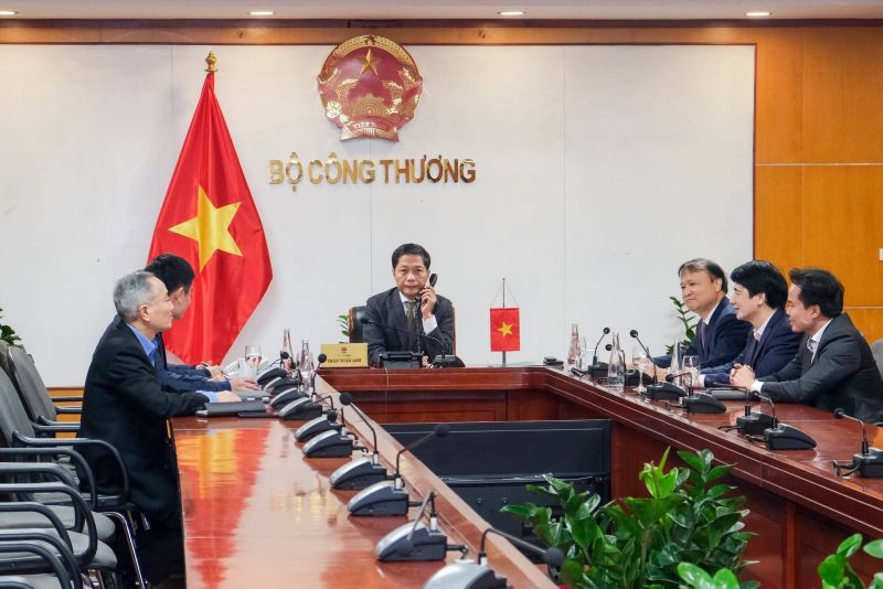 Ảnh to&amp;agrave;n cảnh