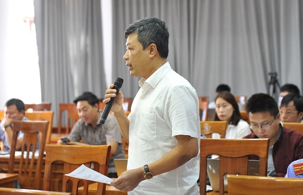 &amp;Ocirc;ng Lương Đức Dương, Thẩm ph&amp;aacute;n, Chủ toạ phi&amp;ecirc;n to&amp;agrave; x&amp;eacute;t xử trả lời c&amp;aacute;c cơ quan th&amp;ocirc;ng tấn b&amp;aacute;o ch&amp;iacute;