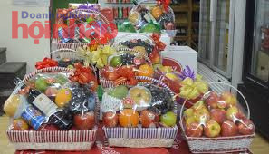 Giỏ qu&amp;agrave; Tết hoa quả sạch đang được nhiều kh&amp;aacute;ch h&amp;agrave;ng ưu ti&amp;ecirc;n lựa chọn.