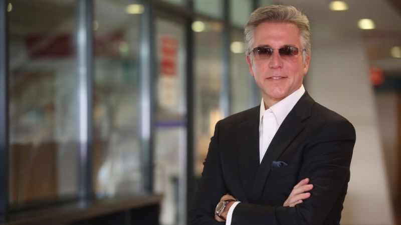 Bill McDermott l&amp;agrave; CEO SAP to&amp;agrave;n cầu