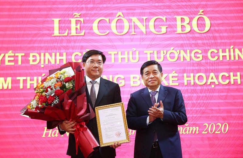&amp;Ocirc;ng Trần Duy Đ&amp;ocirc;ng, sinh năm 1979, được bổ nhiệm l&amp;agrave;m Thứ trưởng Bộ KHĐT