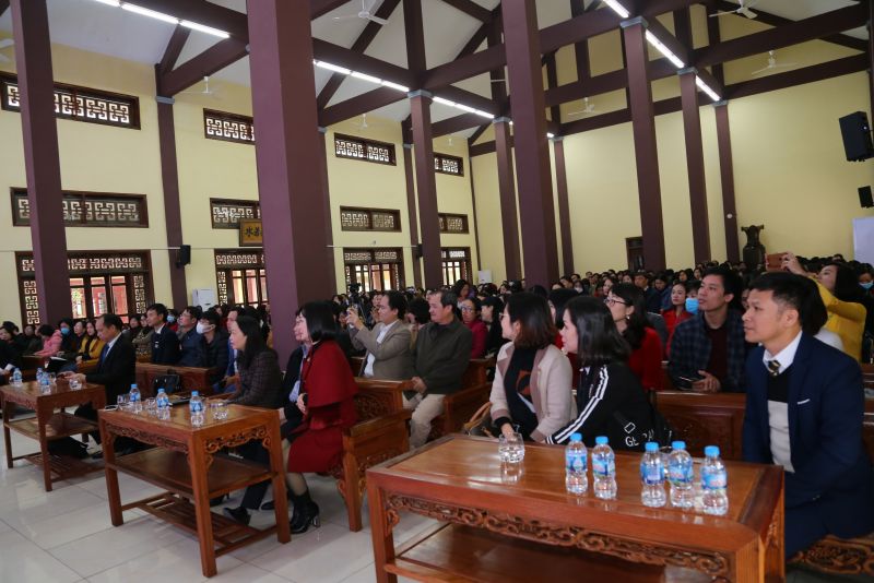 To&amp;agrave;n cảnh hội thảo