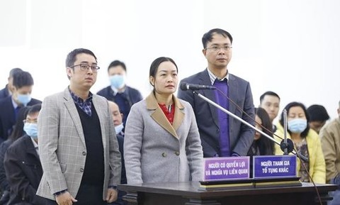 Đại diện Bộ C&amp;ocirc;ng Thương v&amp;agrave; người c&amp;oacute; nghĩa vụ li&amp;ecirc;n quan c&amp;oacute; mặt tại phi&amp;ecirc;n t&amp;ograve;a