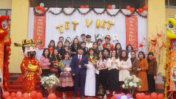 "Tết Việt
