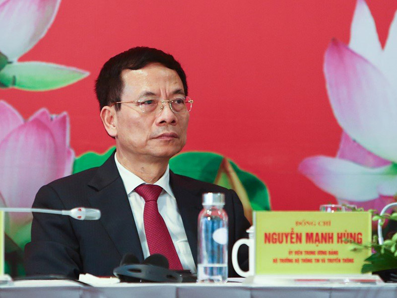 Bộ trưởng Bộ Th&amp;ocirc;ng tin v&amp;agrave; Truyền th&amp;ocirc;ng Nguyễn Mạnh H&amp;ugrave;ng