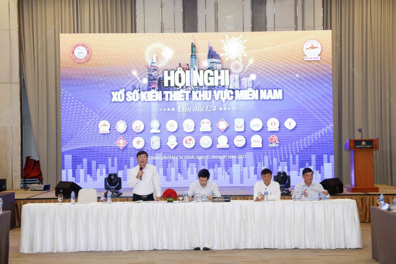 &amp;Ocirc;ng Đỗ Quang Vinh &amp;ndash; Chủ tịch Hội đồng Xổ số Kiến thiết Khu vực miền Nam tr&amp;igrave;nh b&amp;agrave;y b&amp;aacute;o c&amp;aacute;o tại Hội nghị