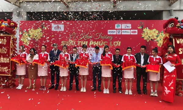 Si&amp;ecirc;u thị ph&amp;uacute;c lợi ERA Mart đầu ti&amp;ecirc;n vừa được khai trương tại Cổng D - Khu chế xuất Linh Trung 1