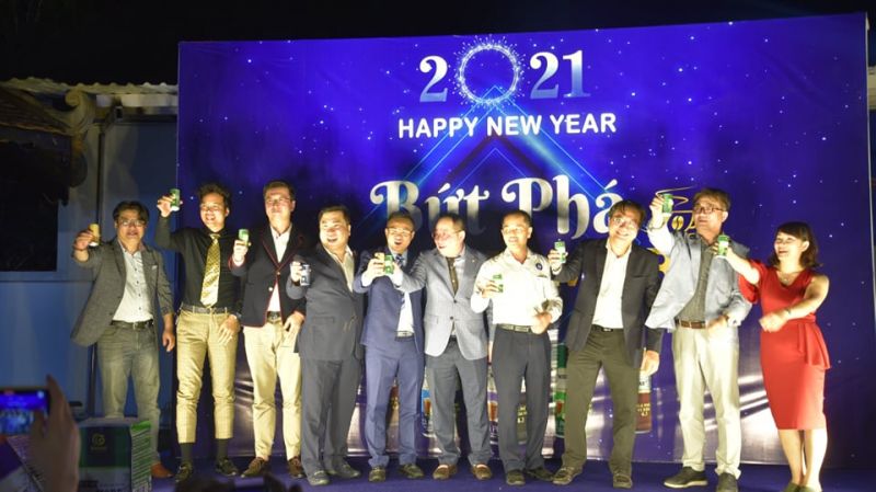 Meet More ch&amp;iacute;nh thức ra mắt d&amp;ograve;ng sản phẩm c&amp;agrave; ph&amp;ecirc; lon vị tr&amp;aacute;i c&amp;acirc;y ng&amp;agrave;y 23/1/2021 vừa qua