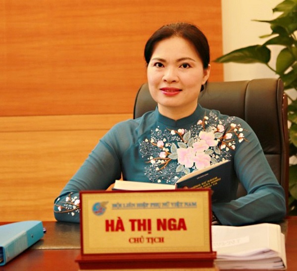 Chủ tịch Hội LHPN Việt Nam H&amp;agrave; Thị Nga