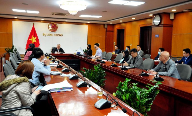 Bộ C&amp;ocirc;ng Thương họp khẩn về c&amp;ocirc;ng t&amp;aacute;c ph&amp;ograve;ng chống dịch Covid-19 trong t&amp;igrave;nh h&amp;igrave;nh mới