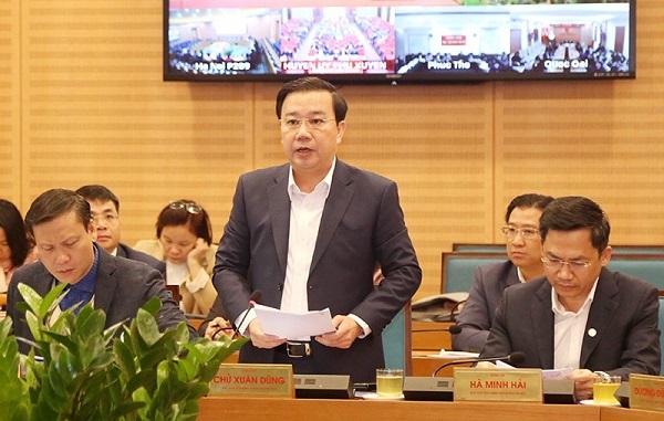 Ph&amp;oacute; Chủ tịch UBND Th&amp;agrave;nh phố Chử Xu&amp;acirc;n Dũng ph&amp;aacute;t biểu tại cuộc họp