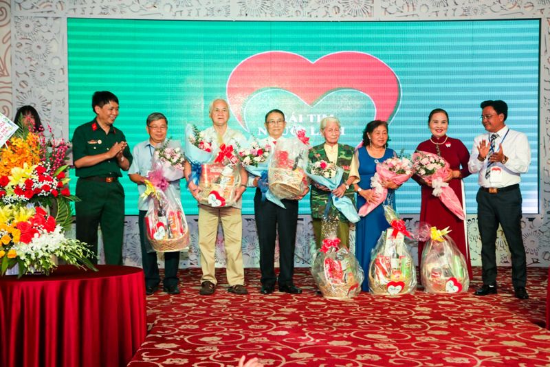 C&amp;aacute;c cựu chiến binh nh&amp;acirc;n chứng sống lịch sử trong chiến tranh