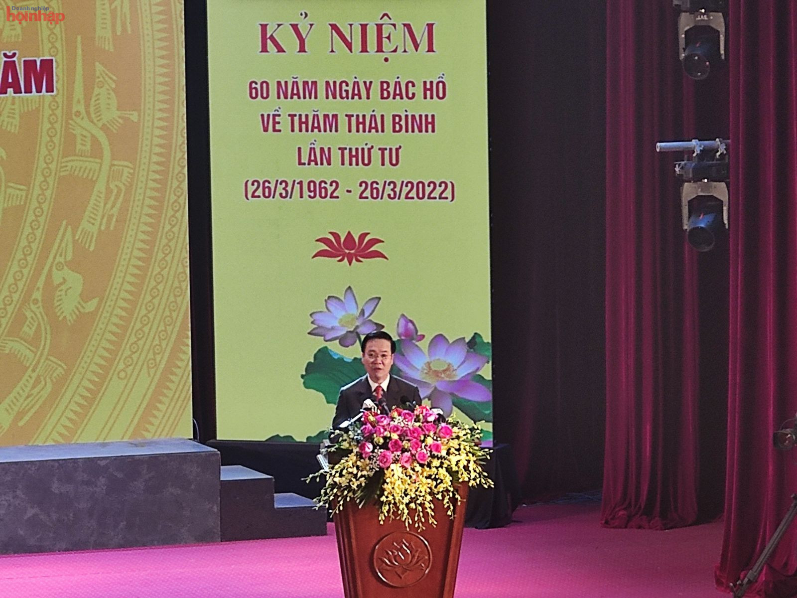 Ủy vi&amp;ecirc;n Bộ Ch&amp;iacute;nh trị, Thường trực Ban B&amp;iacute; thư V&amp;otilde; Văn Thưởng