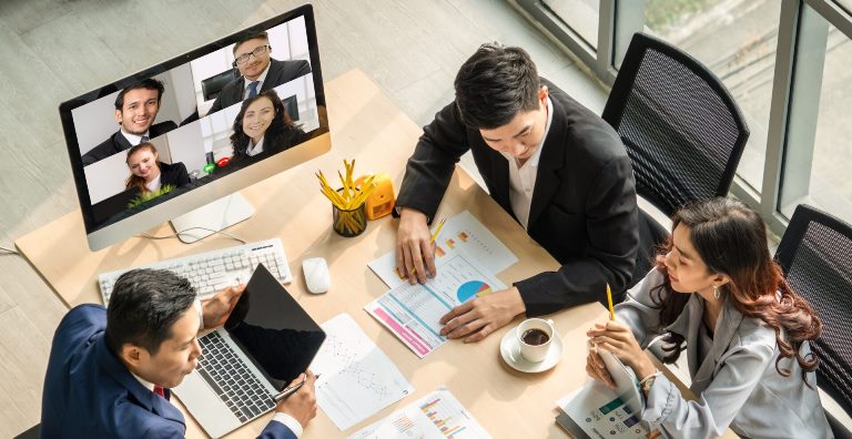 Với những ảnh hưởng của Đại dịch, l&amp;agrave;m việc hỗn hợp đang trở th&amp;agrave;nh xu hướng của hiện tại