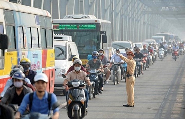 Bộ T&amp;agrave;i ch&amp;iacute;nh đang x&amp;acirc;y dựng quy định mới về ph&amp;iacute;, lệ ph&amp;iacute; cấp giấy chứng nhận đảm bảo chất lượng phương tiện giao th&amp;ocirc;ng vận tải