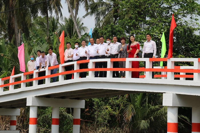 &amp;Ocirc;ng C&amp;ocirc;ng tr&amp;igrave;nh Cầu Li&amp;ecirc;n X&amp;atilde;
