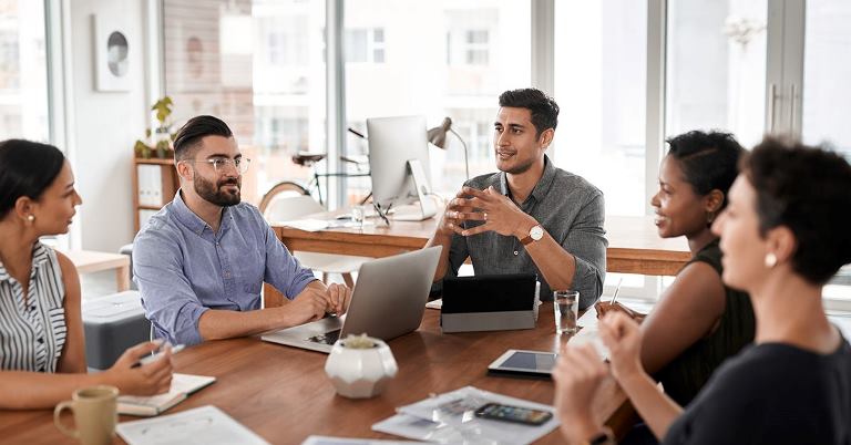C&amp;aacute;c biến thể Covid đang l&amp;agrave;m ngưng trệ c&amp;aacute;c kế hoạch quay trở lại văn ph&amp;ograve;ng của doanh nghiệp