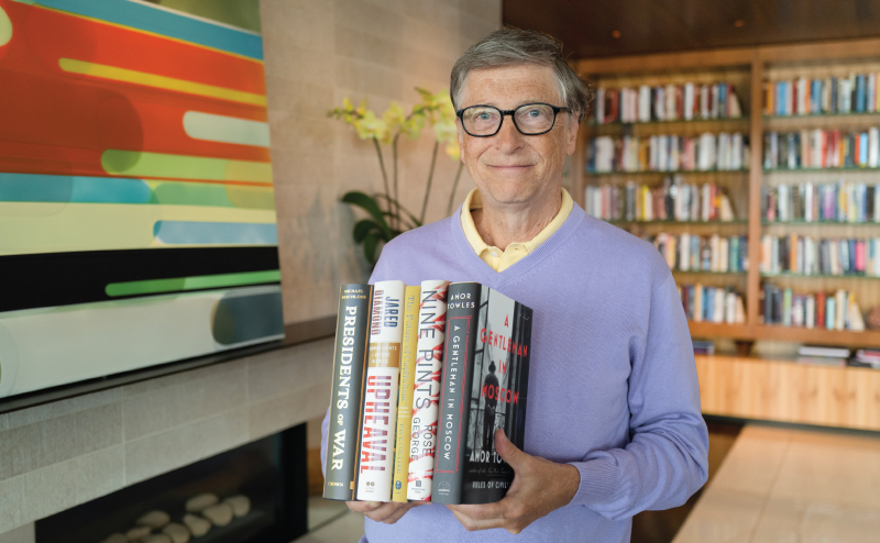 Bill Gates l&amp;agrave; một trong những tỷ ph&amp;uacute; ti&amp;ecirc;u biểu đề cao việc đọc s&amp;aacute;ch